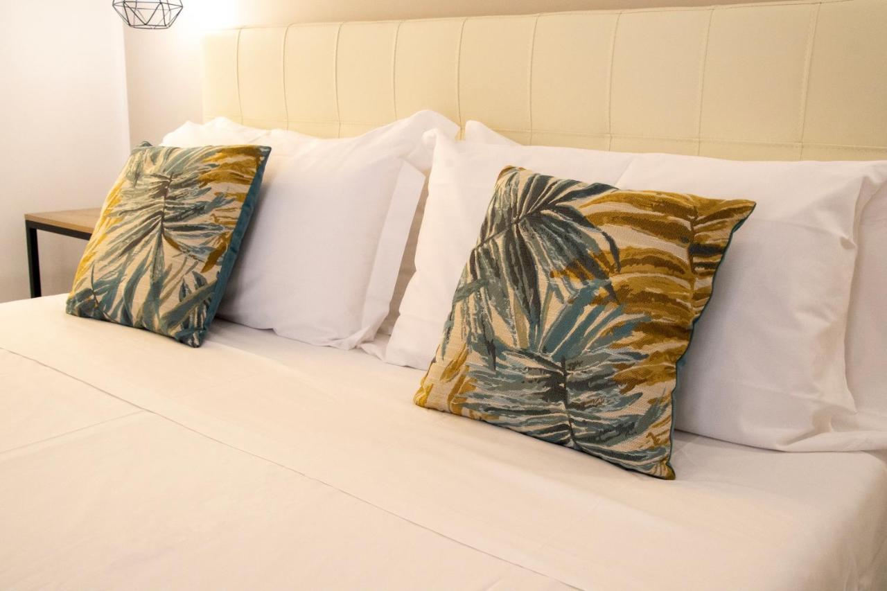 Castalia Apartments & Rooms Duomo Taormina Bagian luar foto