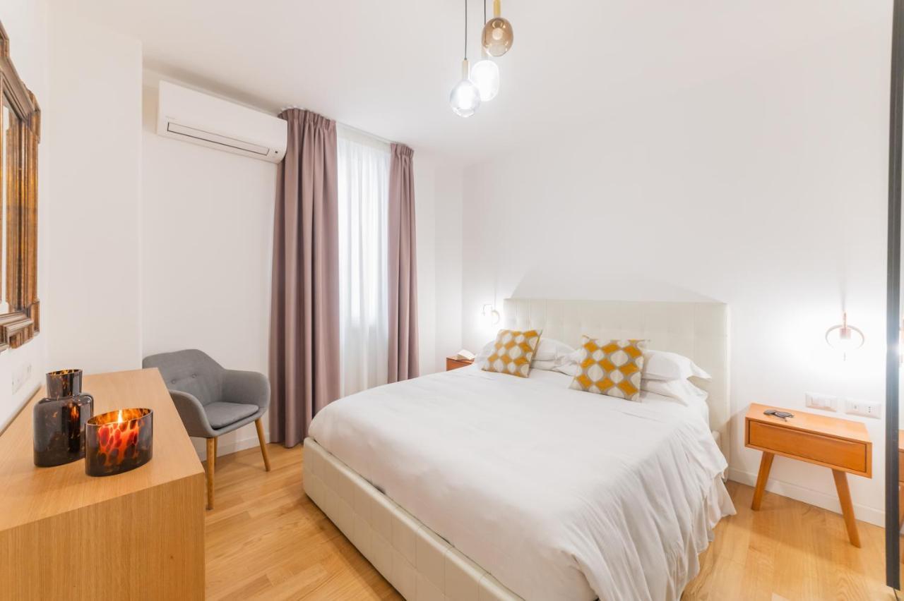 Castalia Apartments & Rooms Duomo Taormina Bagian luar foto