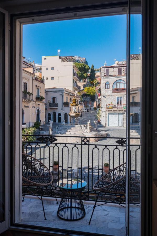 Castalia Apartments & Rooms Duomo Taormina Bagian luar foto